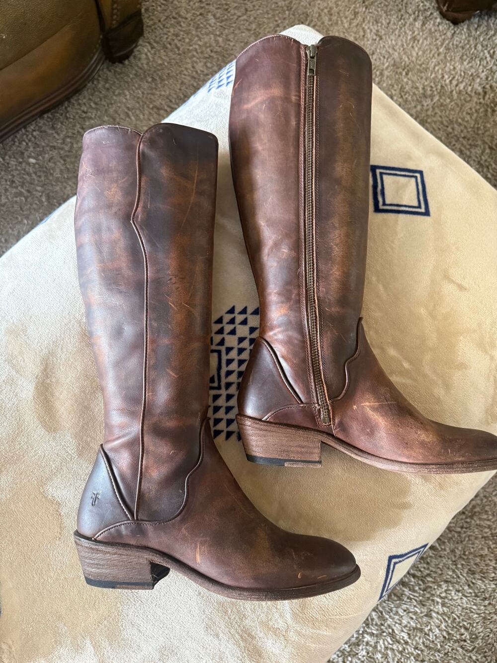 FRYE CARSON PIPING TALL Boots Sz 6 Carmel color Leather zip up boots